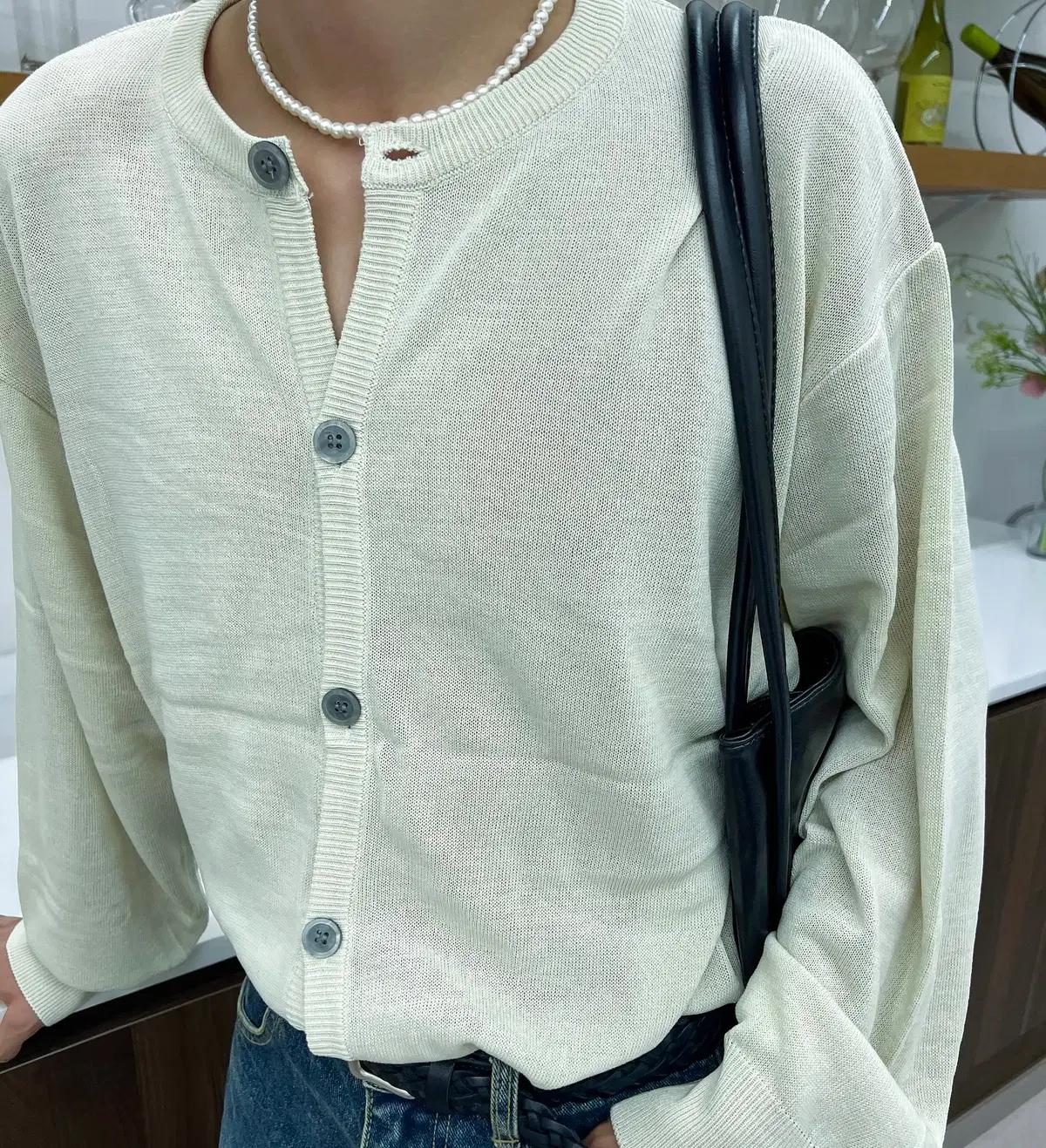 [새상품]재고1개남음 모던 린넨 라우드 가디건 남자 가을옷 니트 남자옷