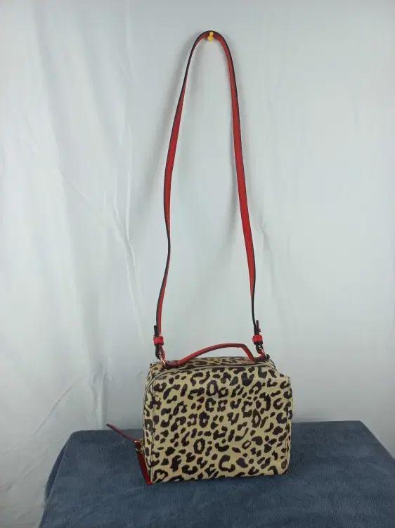 ESTEE LAUDER 에스띠로더 파우치 크로스백