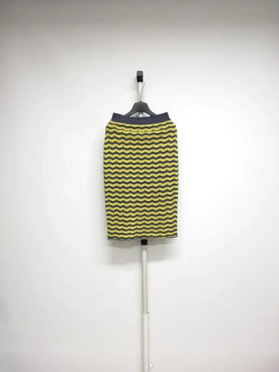 AIIER DE ALEXIS 제시뉴욕 니트아일렛 H라인 스커트 55