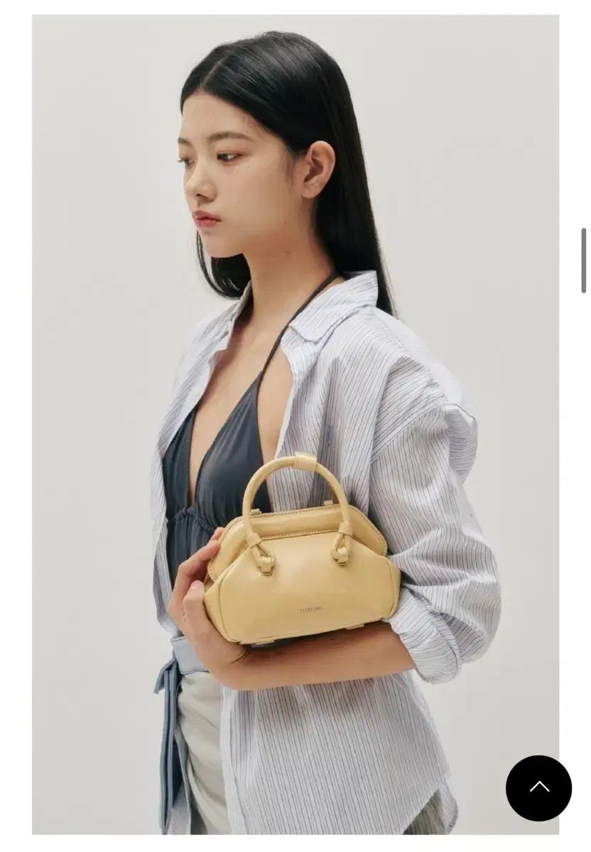 텔레포노 calling bag small 버터 색상