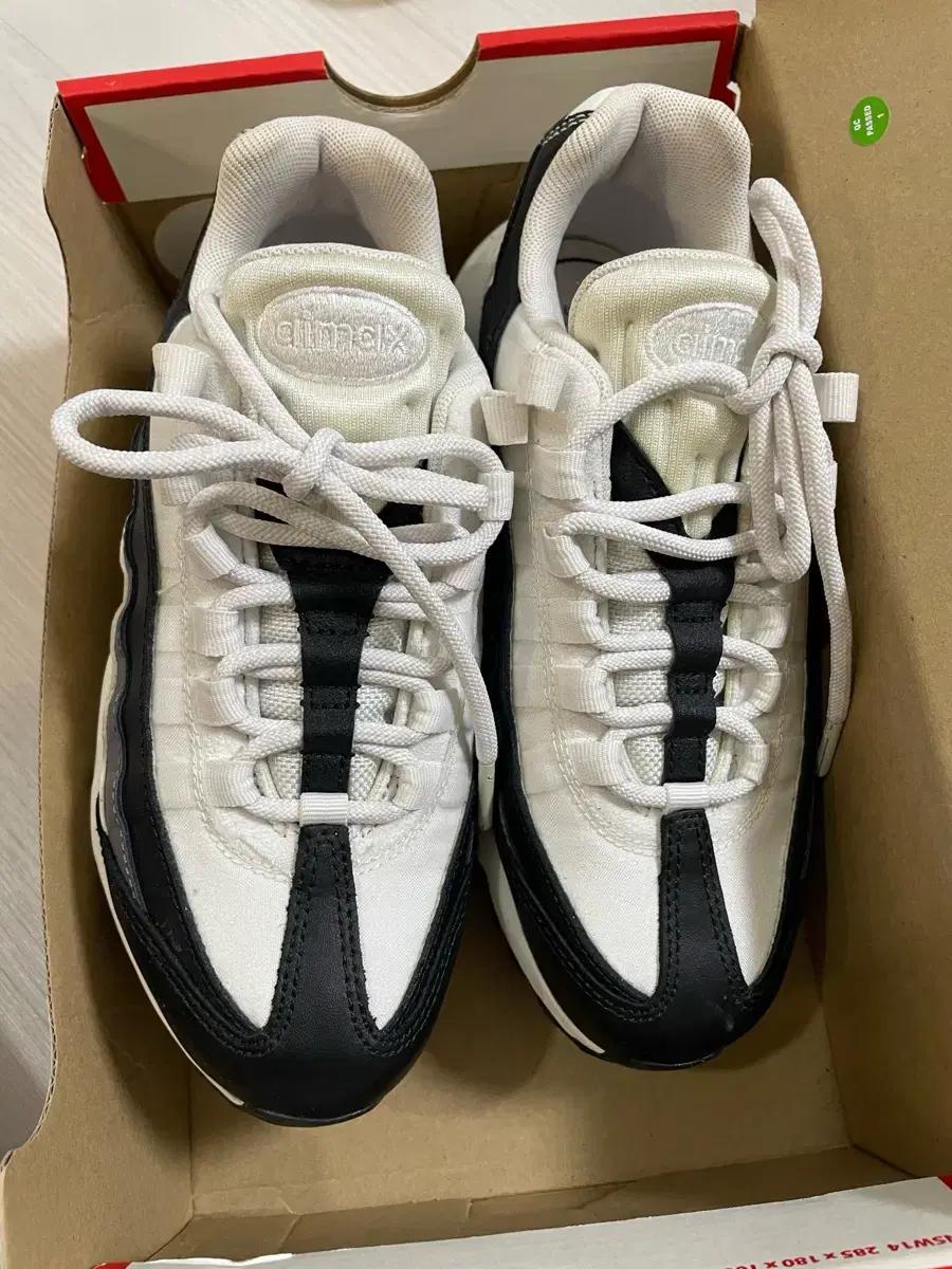 나이키 WMNS AIR MAX 95