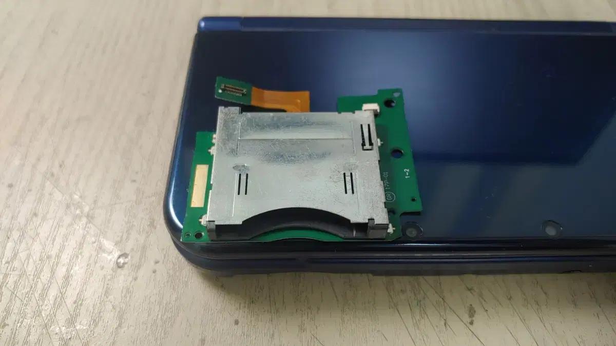 뉴 닌텐도 3ds xl 게임칩 슬롯 인식 고장 수리