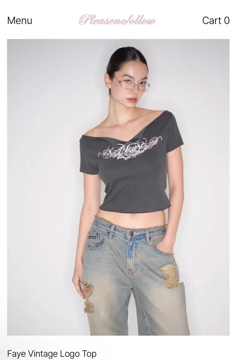 플리즈노팔로우 Faye Vintage Logo Top