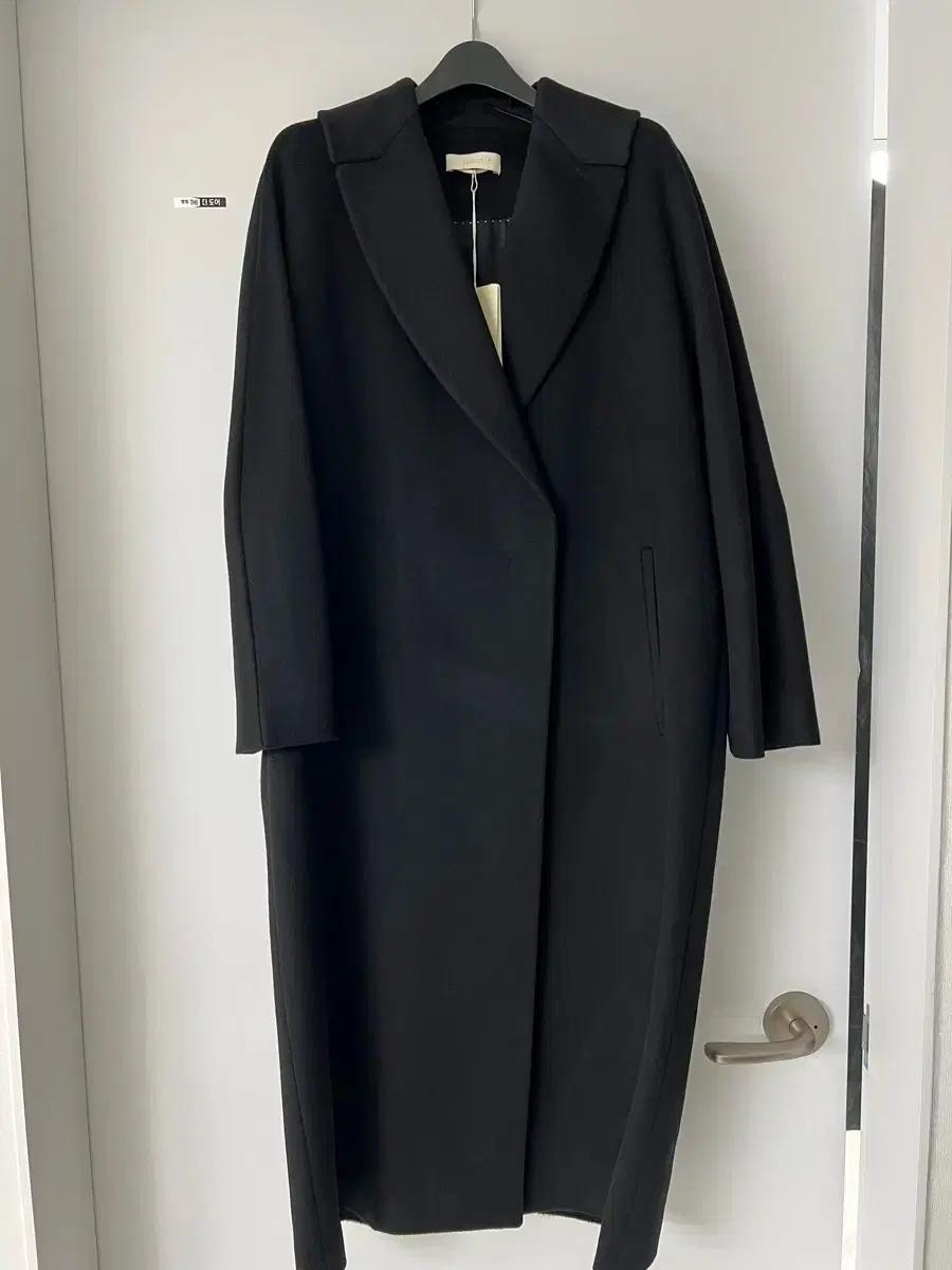 르베이지 캐시미어 시그니처 코트 블랙 66사이즈 새제품