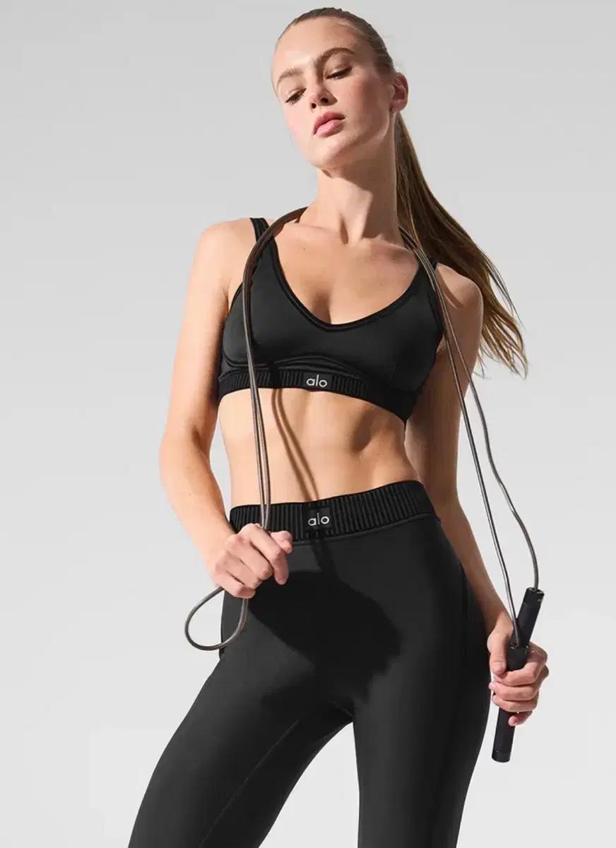 Alo 알로요가 Airlift Line Up bra