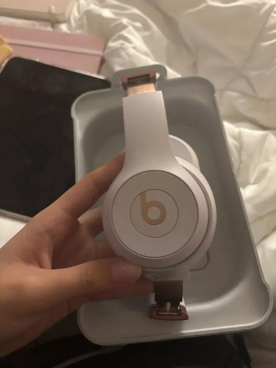 Beats 로즈골드 해드셋