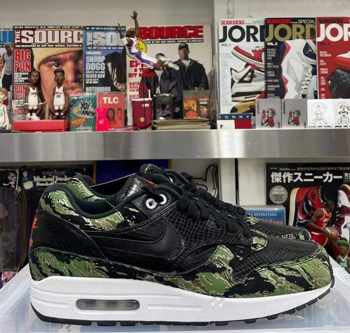나이키 Nike x Atmos Air Max 1 Tiger Camo