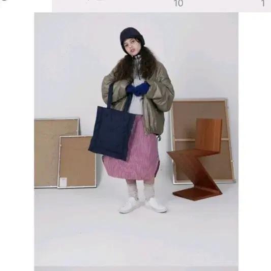무신사 플레이페넥 패딩 네이비 백
