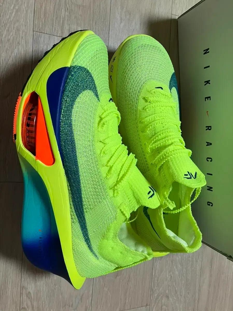 에어줌 알파플라이 넥스트 볼트 사이즈:265