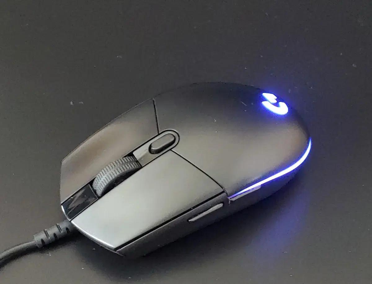 로지텍 G102 빠른 반응과 RGB 감성으로 게임을 지배하세요!