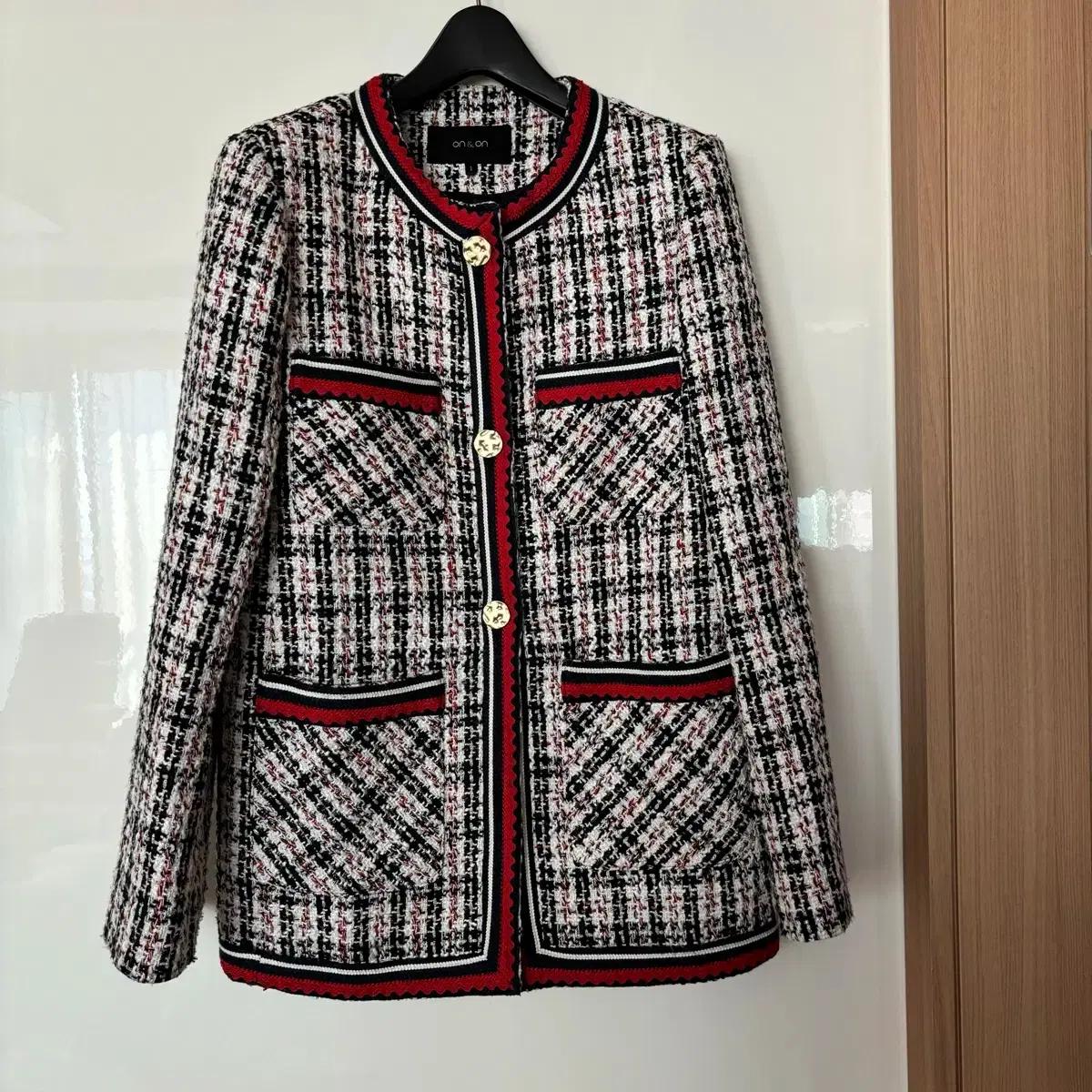 온앤온 구찌스타일 트위드 자켓 결혼식 하객룩 올드머니룩 30만원대구매