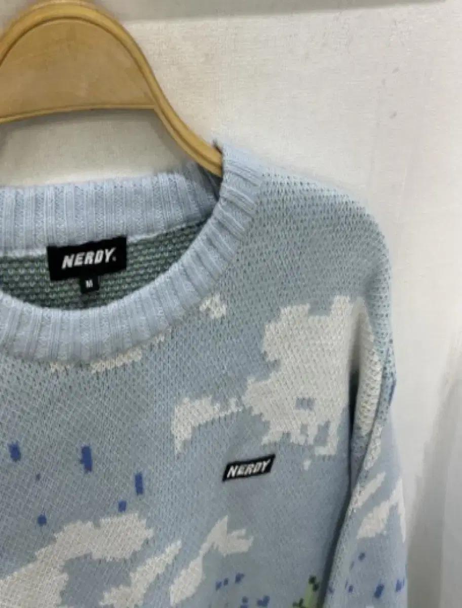 널디니트.  택싸이즈 M싸이즈