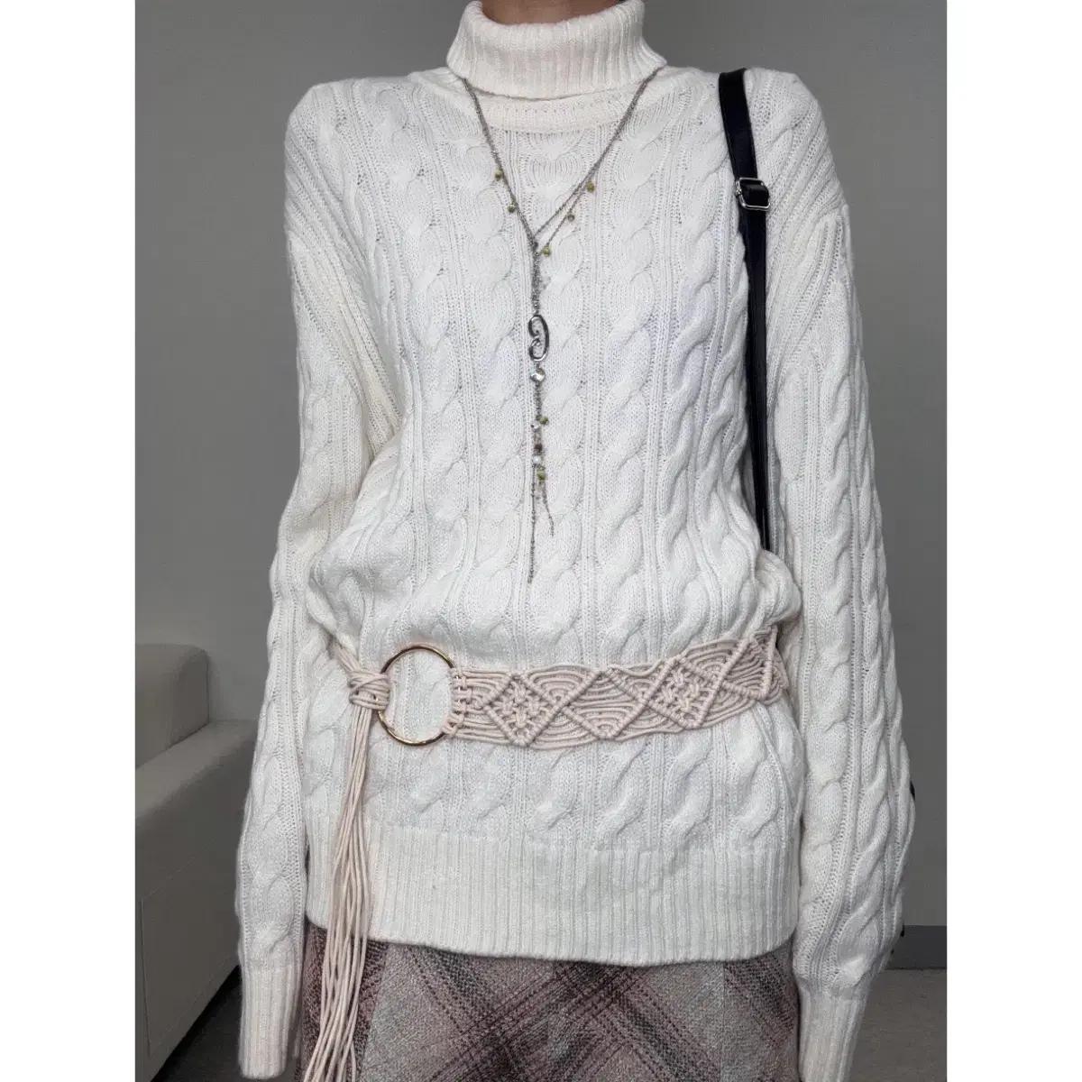 일본빈티지 화이트 아이보리 꽈배기 터틀넥 롱슬리브 니트 스웨터 원피스