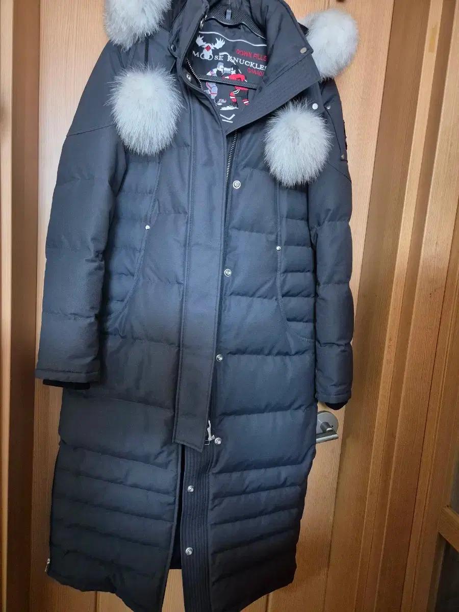무스너클 여성롱패딩