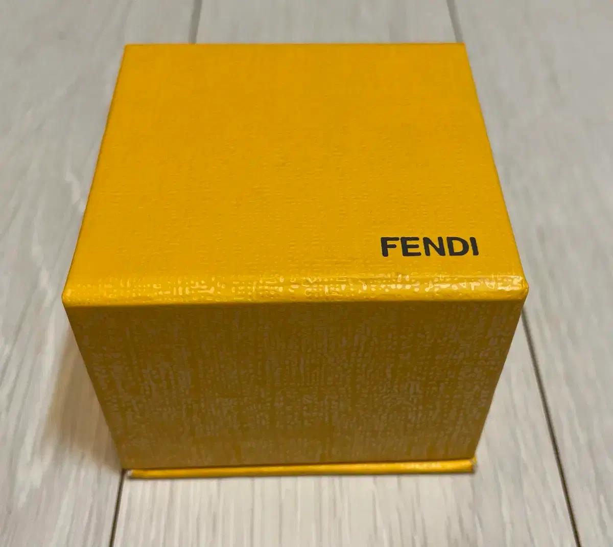 [FENDI]펜디 쥬얼리 케이스 박스판매 합니다