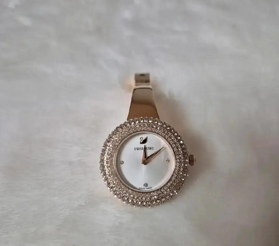 스와로브스키 5484073 Crystal Rose 팔찌형 여성 메탈시계