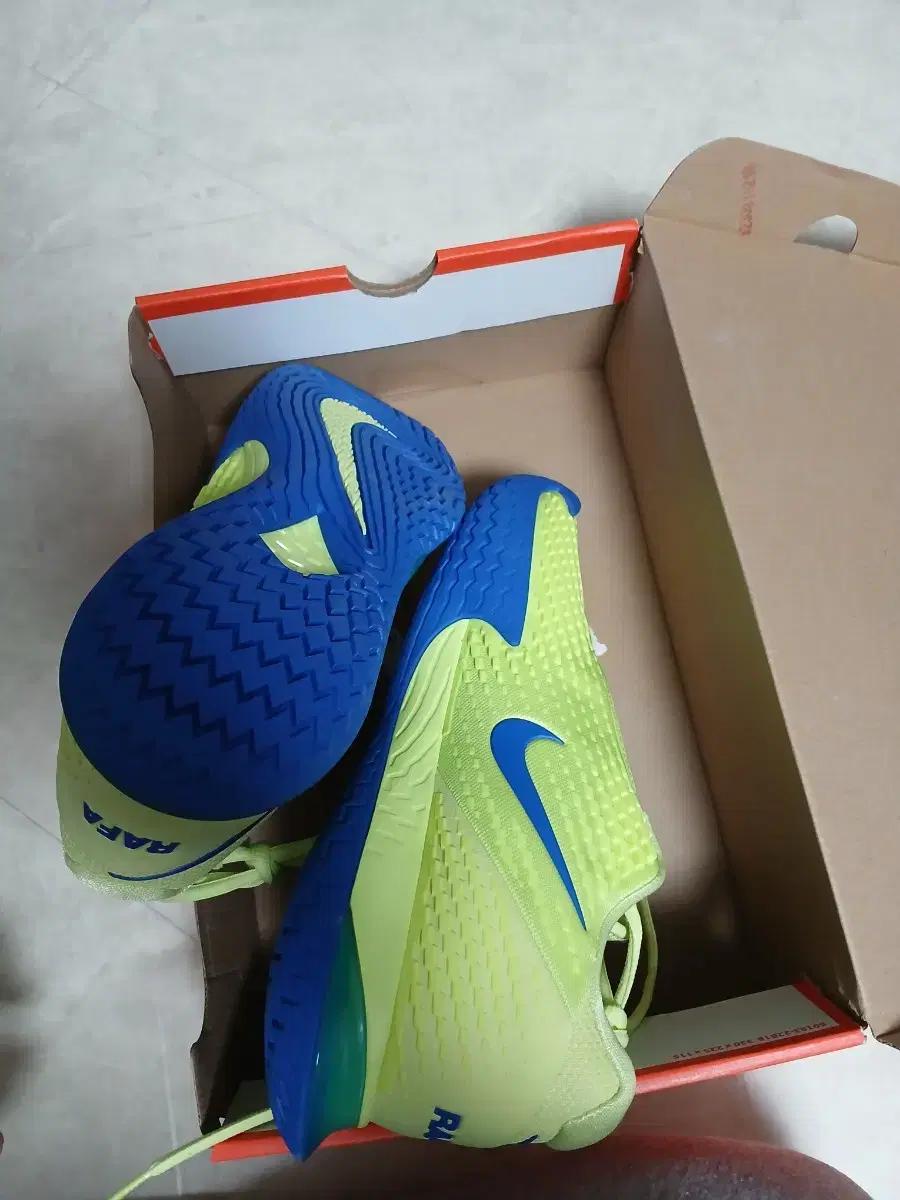 나이키 테니스화 RAFA 줌 케이지4 판매완료