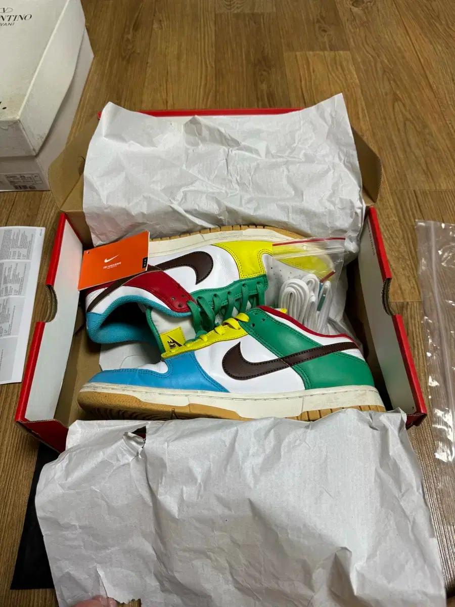 나이키 덩크 로우 se (275)