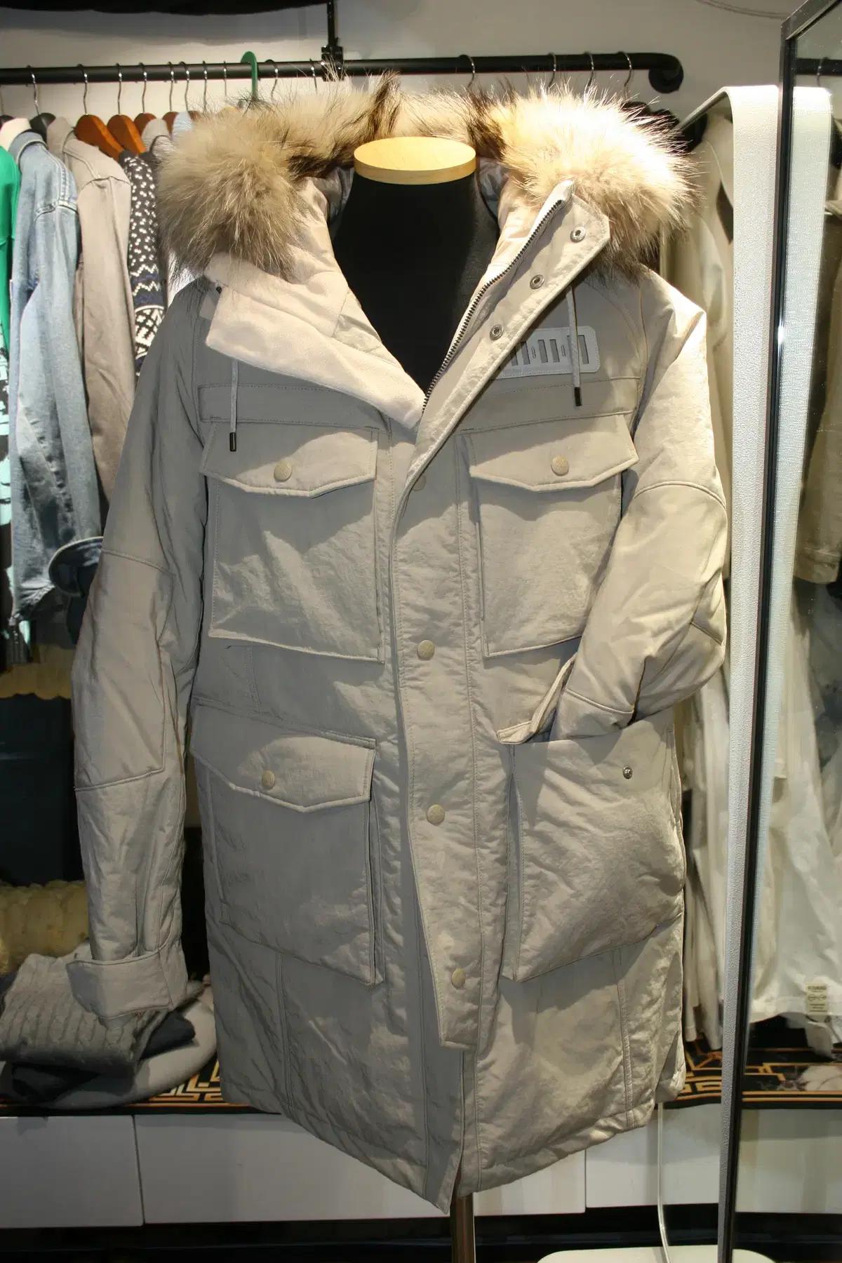 LAST CHANCE) 15AW WHITE MOUNTAINEERING