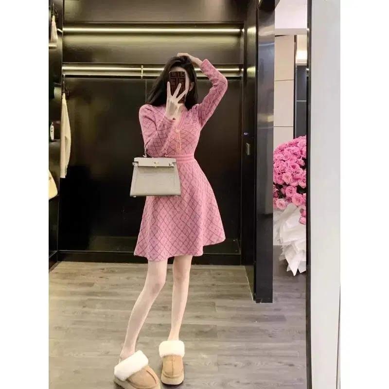 니트 긴팔 플레어 원피스 판매 (2 color)(새상품)