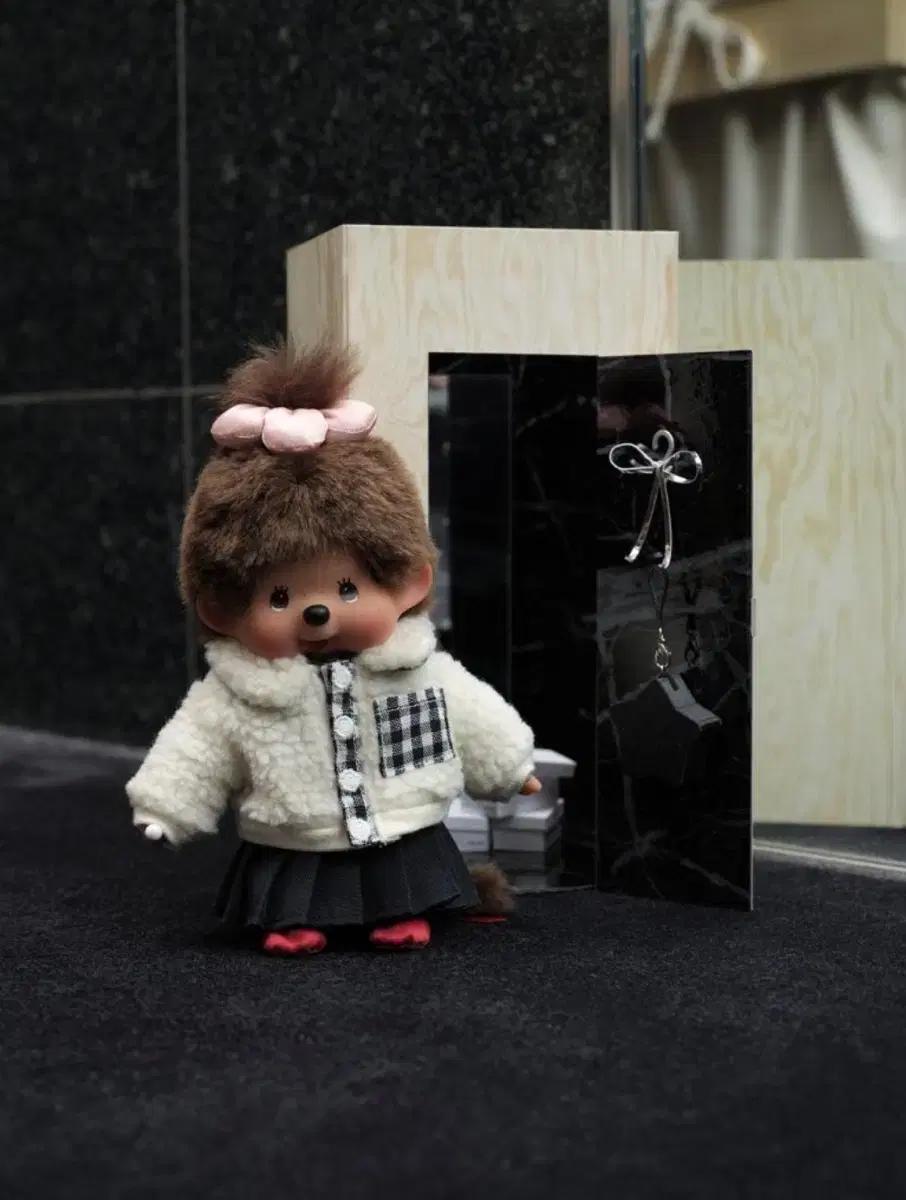 샌디리앙 몬치치 구해요 Sandy Liang x Monchhichi
