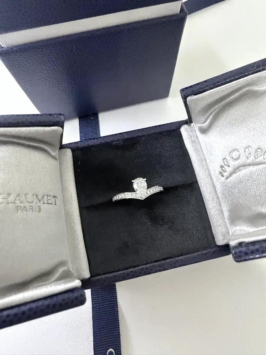 쇼메 조세핀 아그레뜨 솔리테어링  플래티넘 다이아몬드