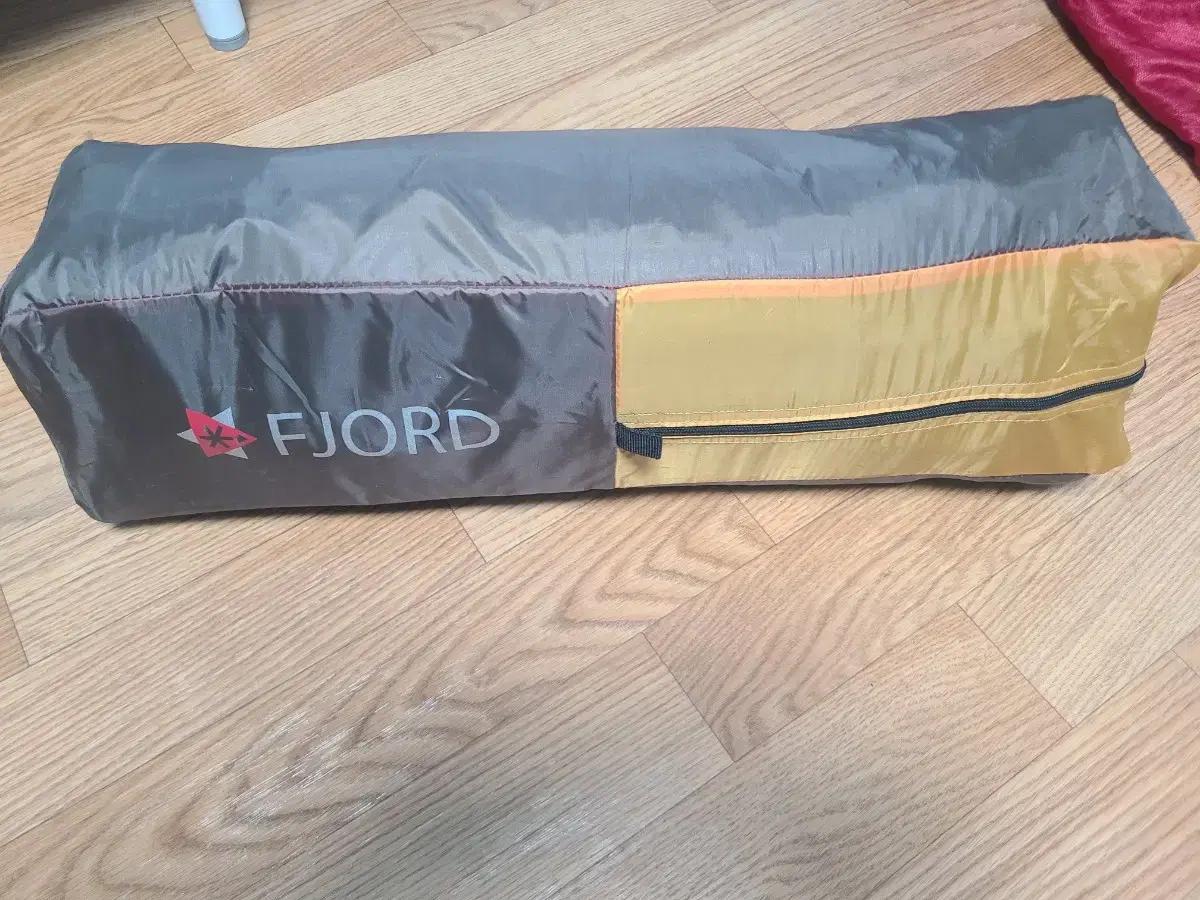 (판매완료)  캠핑 텐트 피요르드