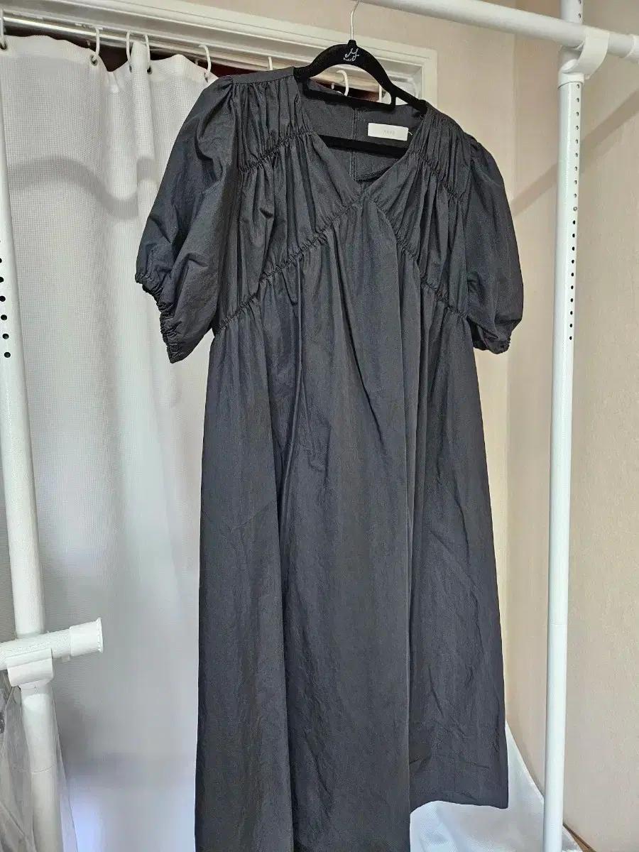 [딱! 만원][무료배송]연말파티 게스트룩 어린이집 등원룩 블랙 주름원피스