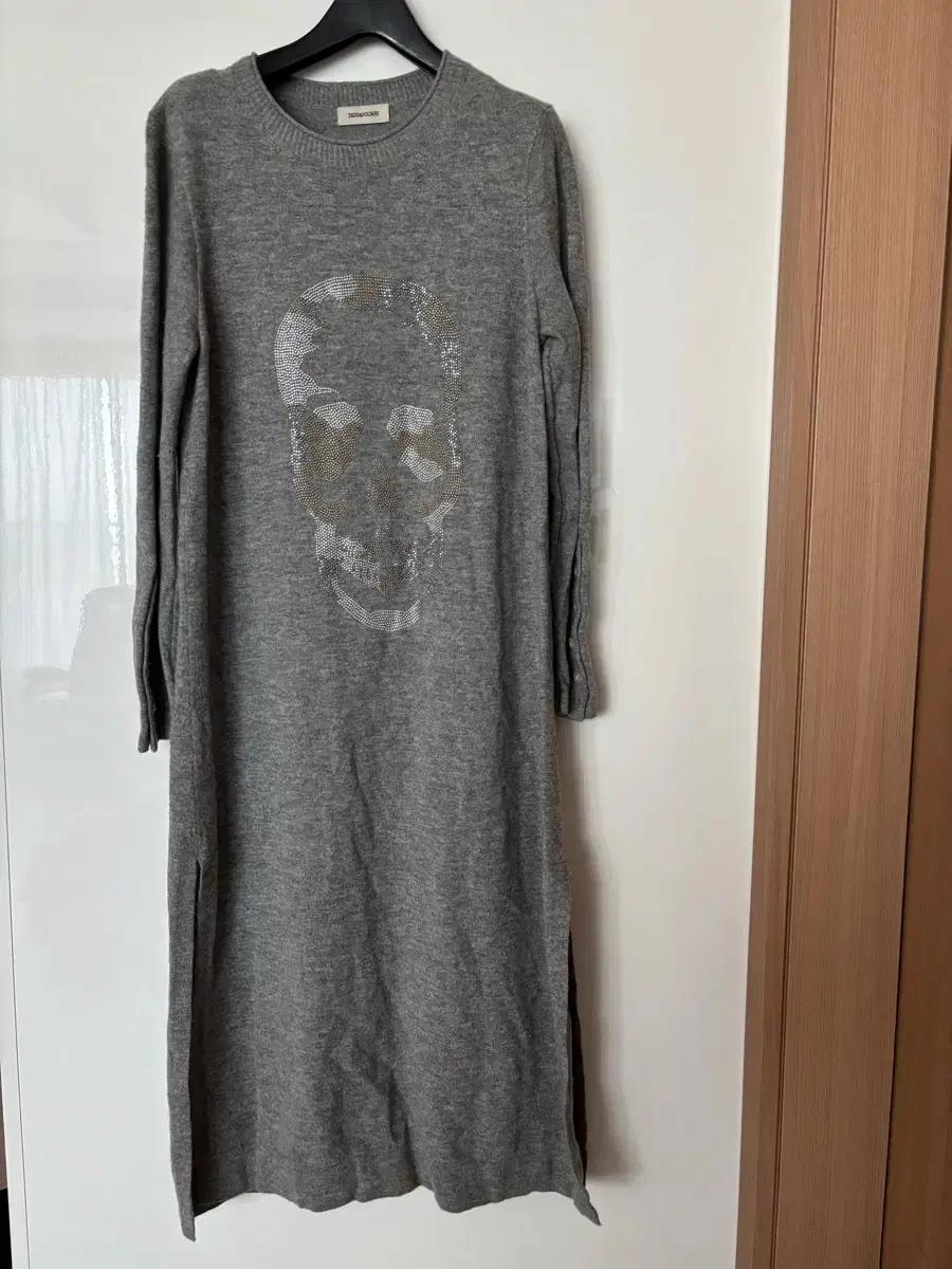 쟈딕앤볼테르 캐시미어100 스컬 해골 니트 롱 원피스