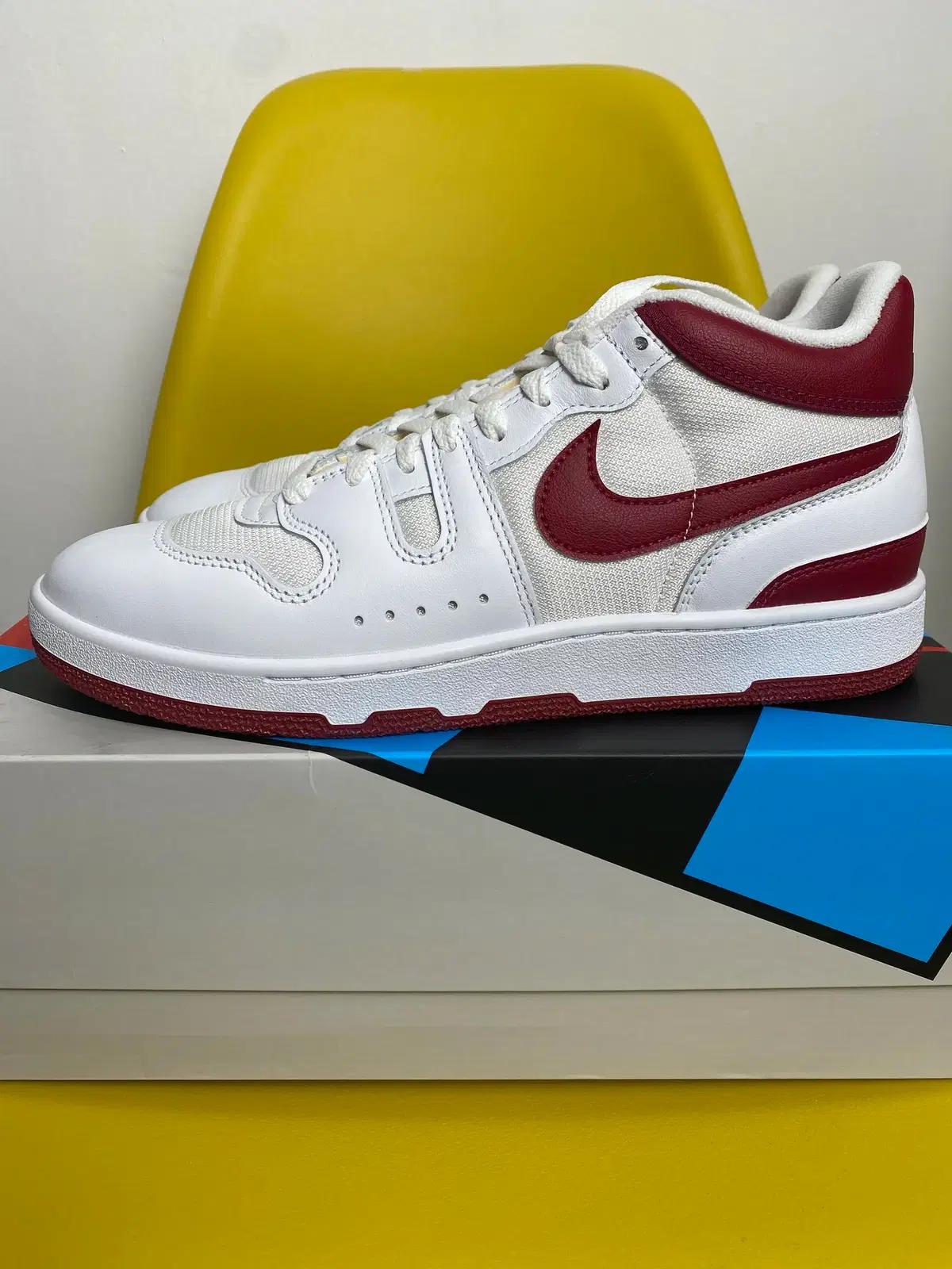 나이키 단화 스니커즈 어택 QS SP 화이트/레드 크러쉬-화이트 280