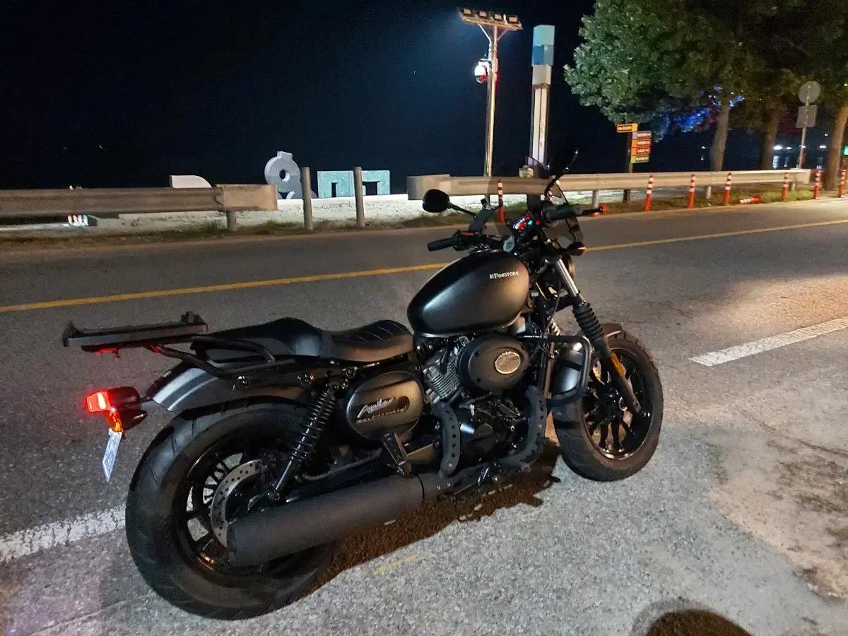 아킬라s24년식 300cc오토바이