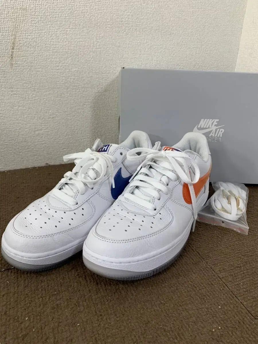 나이키& KITH AIR FORCE 1 LOW.상태좋은 중고제품 팝니다.