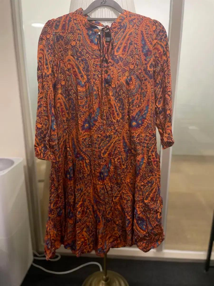 써스데이 아일랜드 원피스