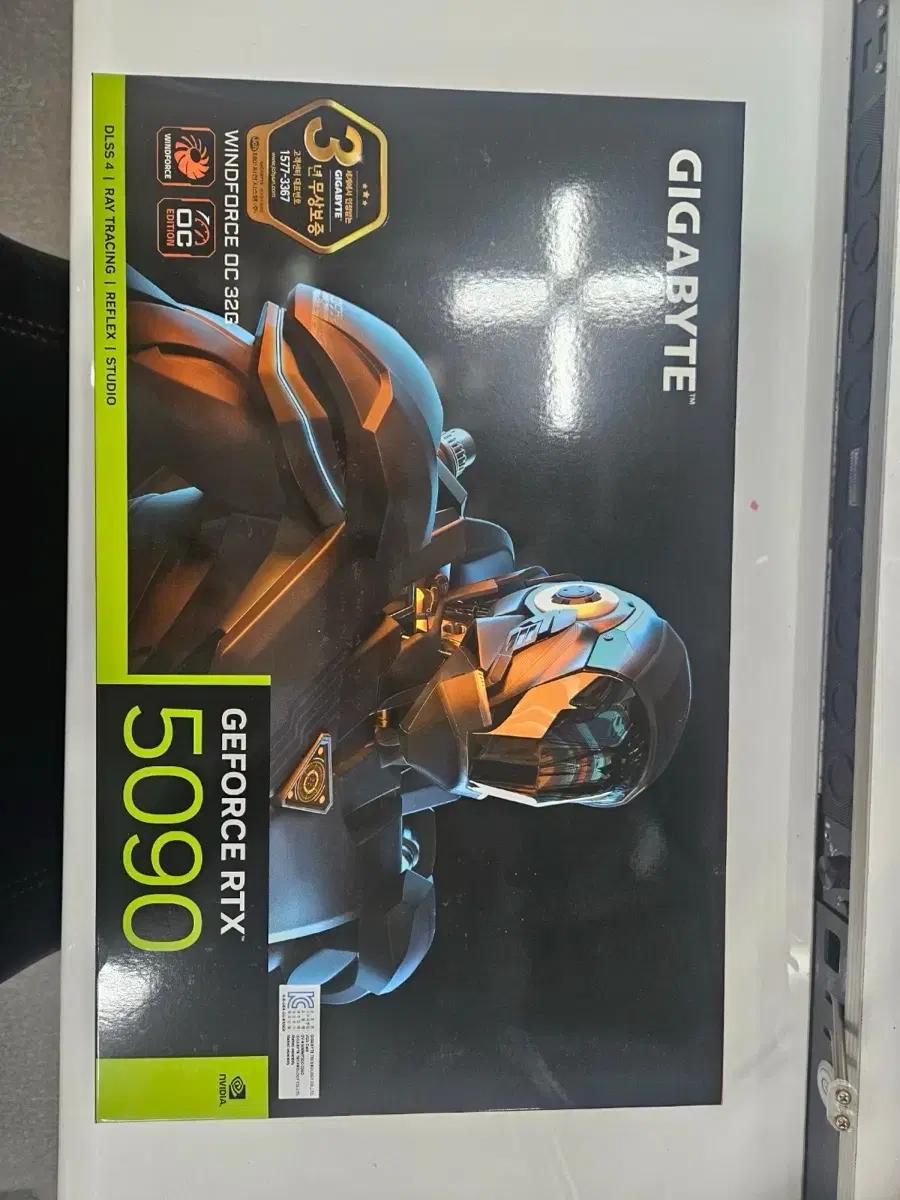 ASUS TUF Gaming 지포스 RTX 5090 OC D7 32GB