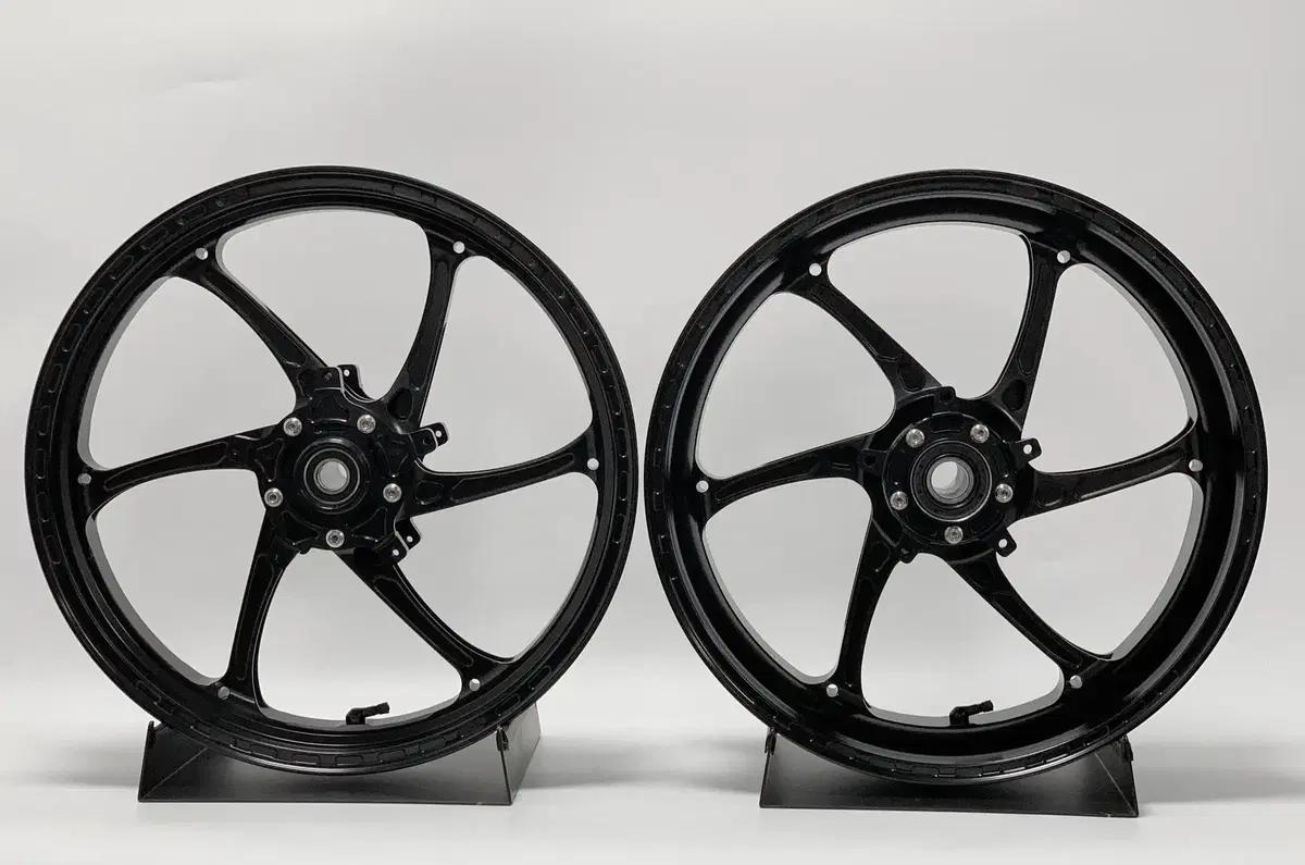 YAMAHA R6 야마하R6 오토바이휠 단조휠 커스텀휠 오토바이 튜닝휠