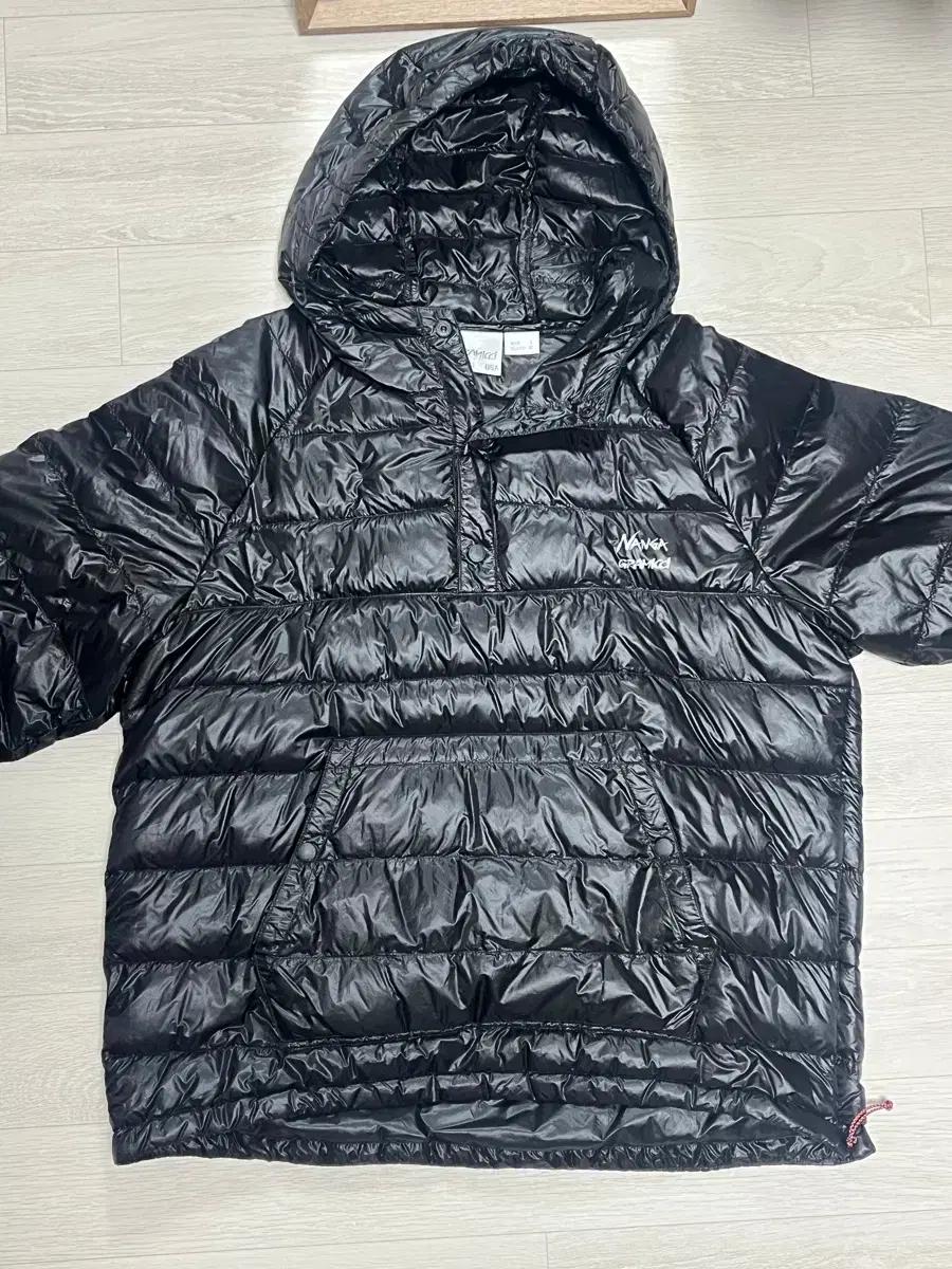 nanga x gramicci 경량 풀오버 팝니다