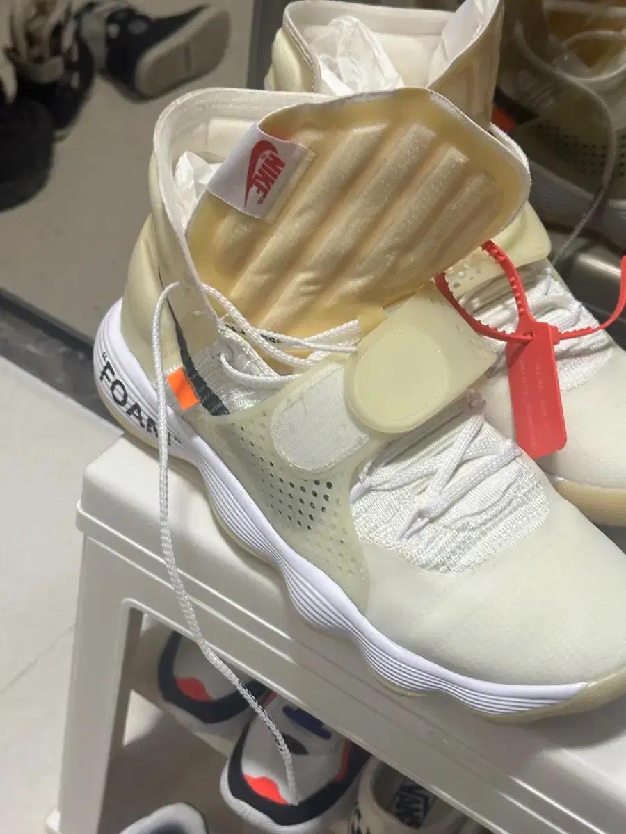 Nike x Off-White React Hyperdunk 2017 Fl