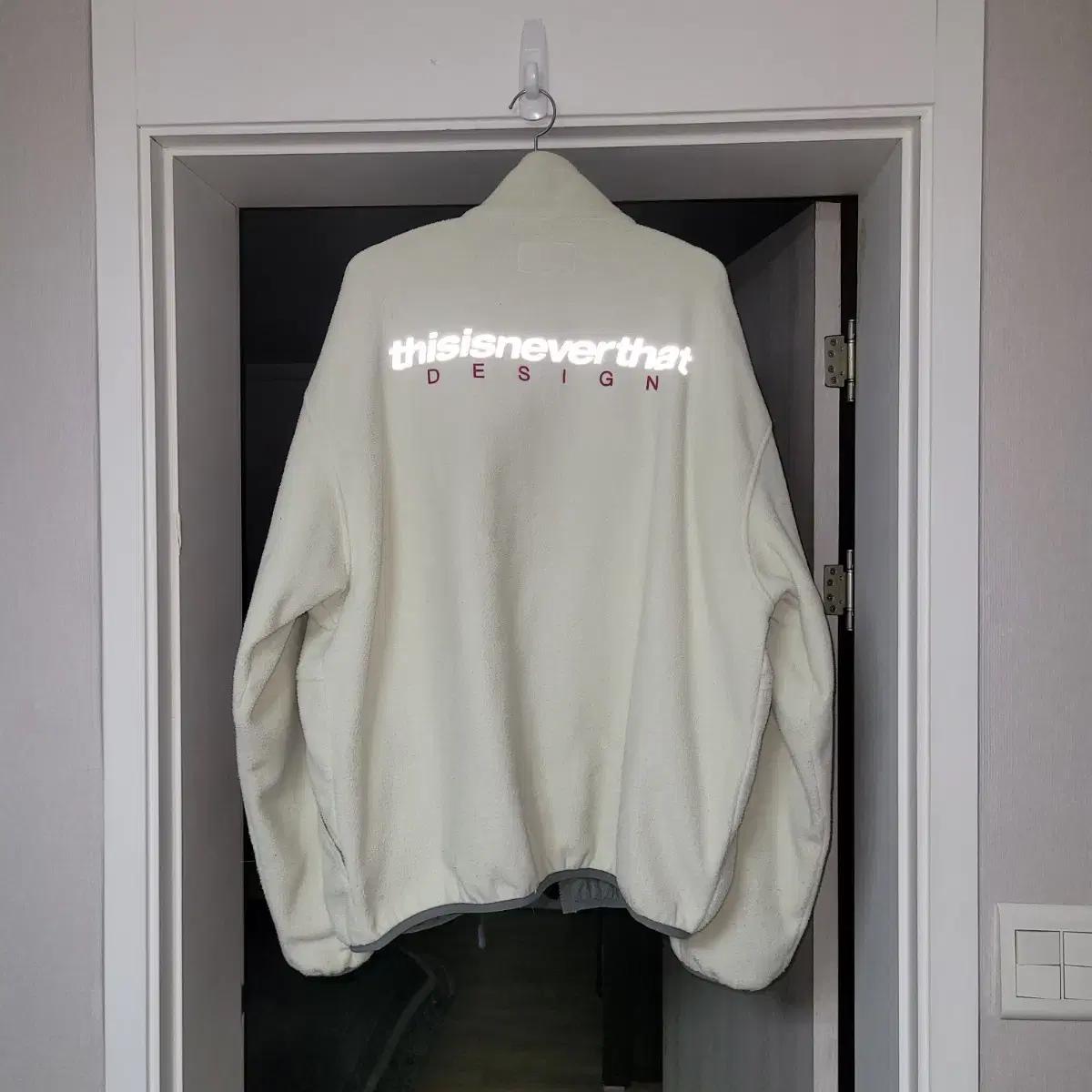 디스이즈네버댓 기모 후리스자켓