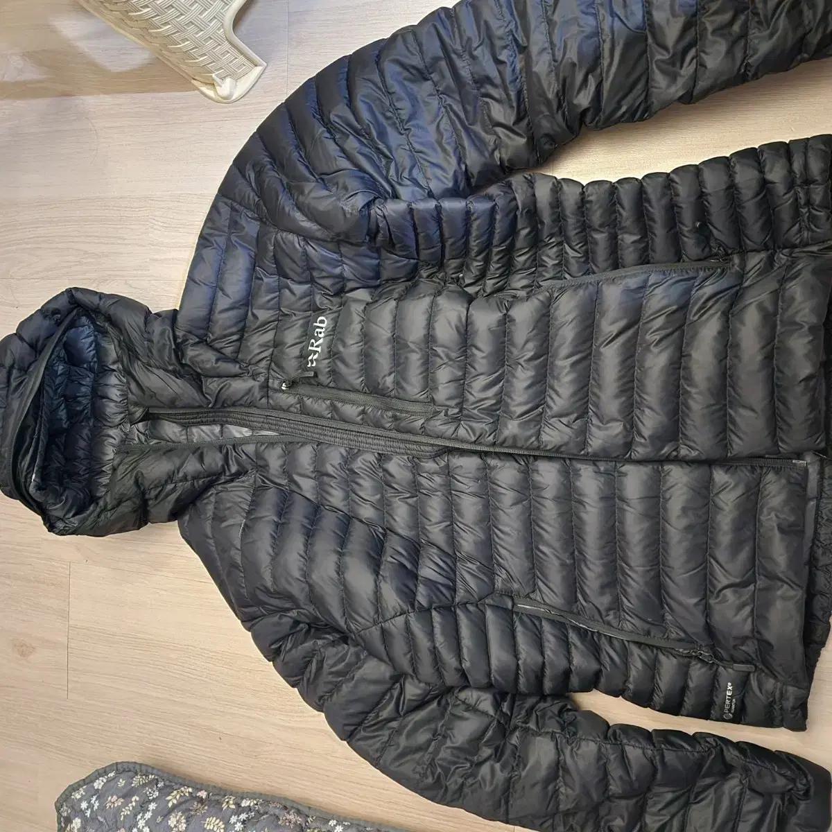 랩 rab 마이크로라이트 알파인 자켓 블랙 (L) 라지