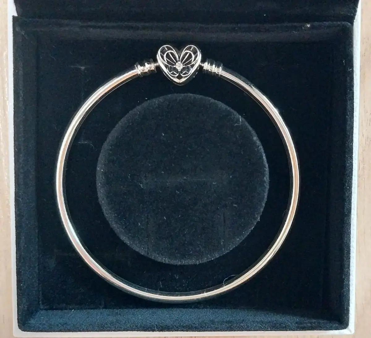 판도라 모먼츠 하트앤버터플라이 팔찌