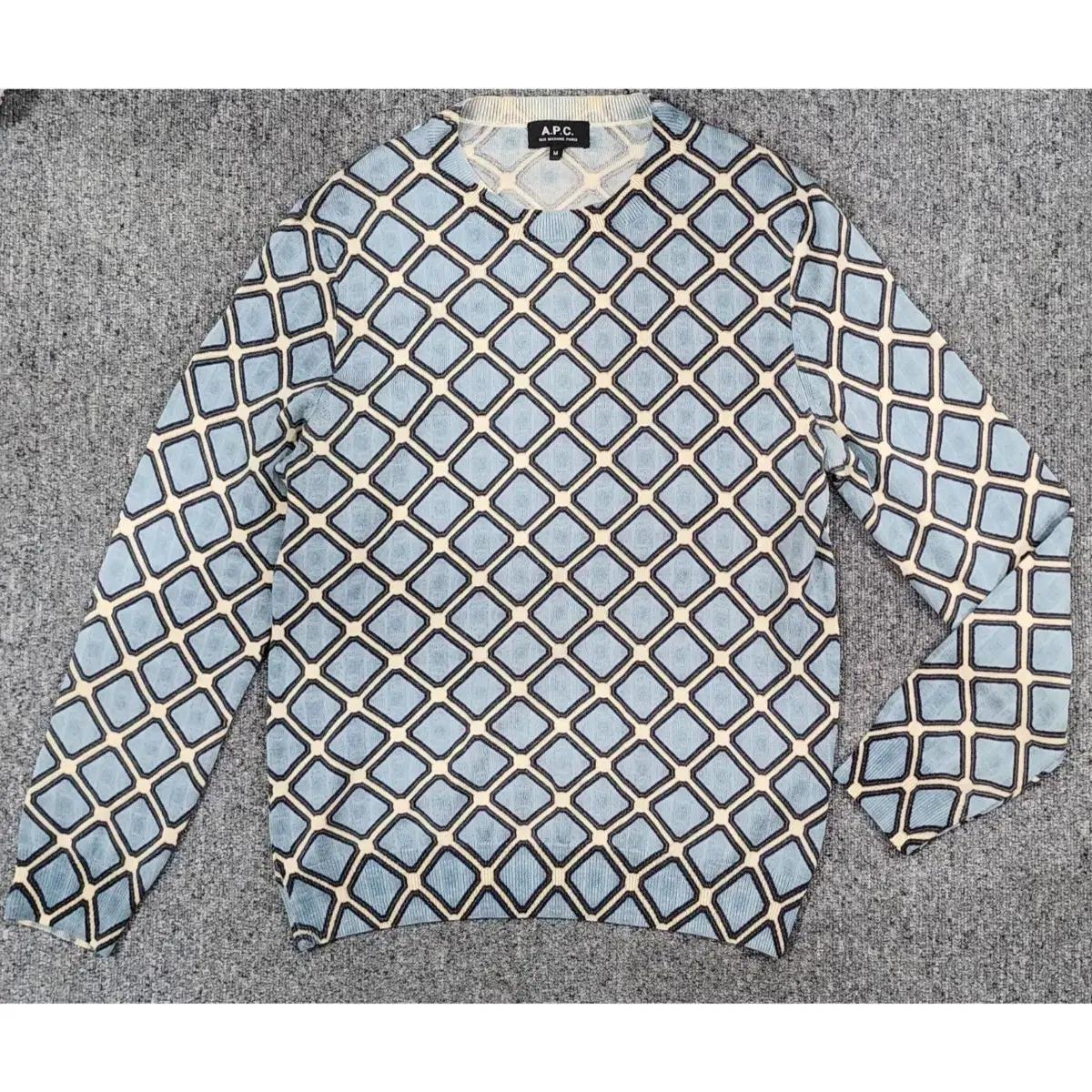 A.P.C 아페쎄 다이아몬드 울 니트 M