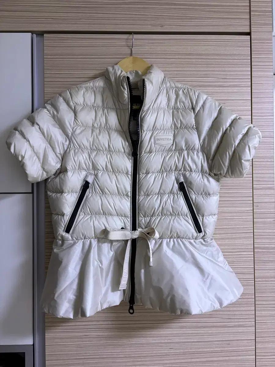 듀베티카 반팔패딩 사밀리아 (38)