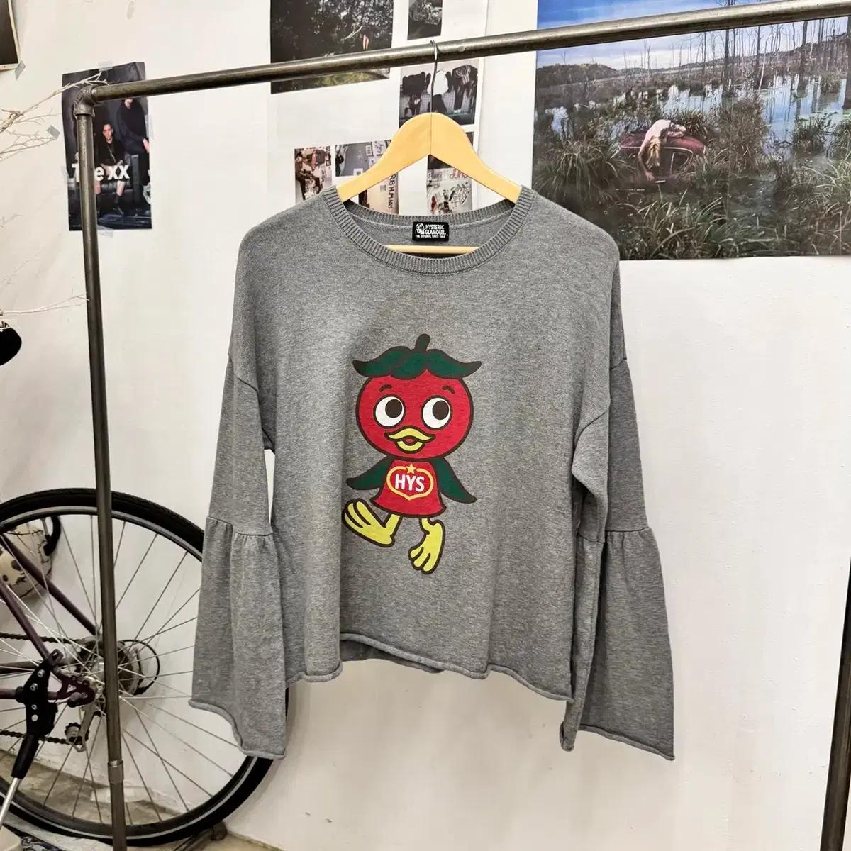 히스테릭글래머 토마토 버드 프릴 슬리브 풀오버 스웨터 그레이