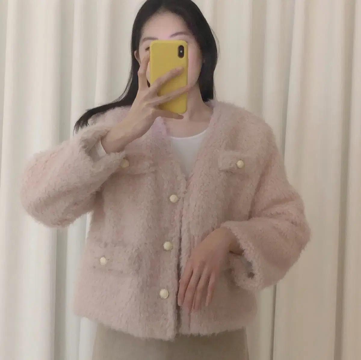 핑크 퍼 자켓