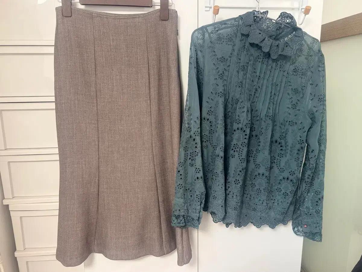 새상품] 더봄 머메이드S 오트밀 롱스커트 머메이드스커트 오피스룩