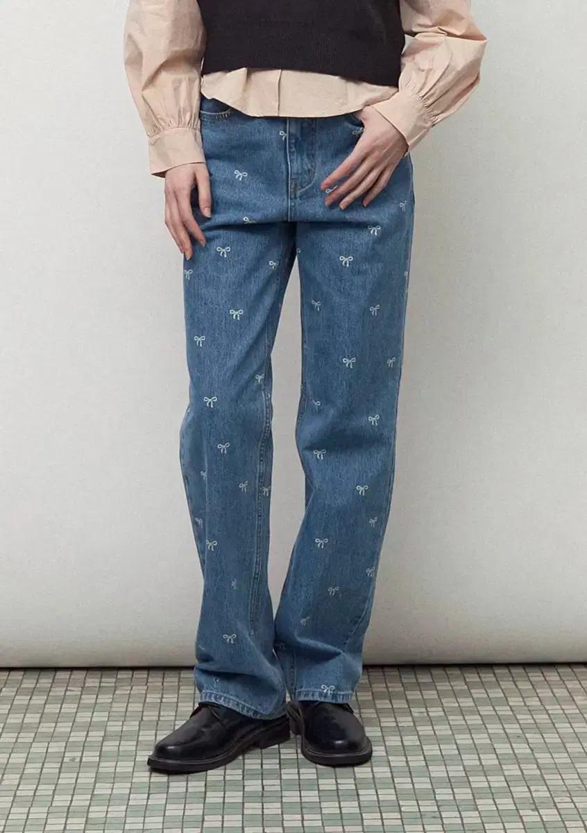 론론RONRON 리본 프린티드 데님 팬츠 S