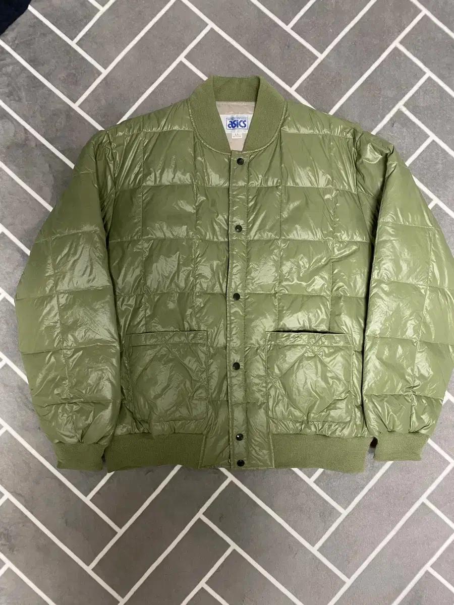 asics 아식스 padded fishing jacket