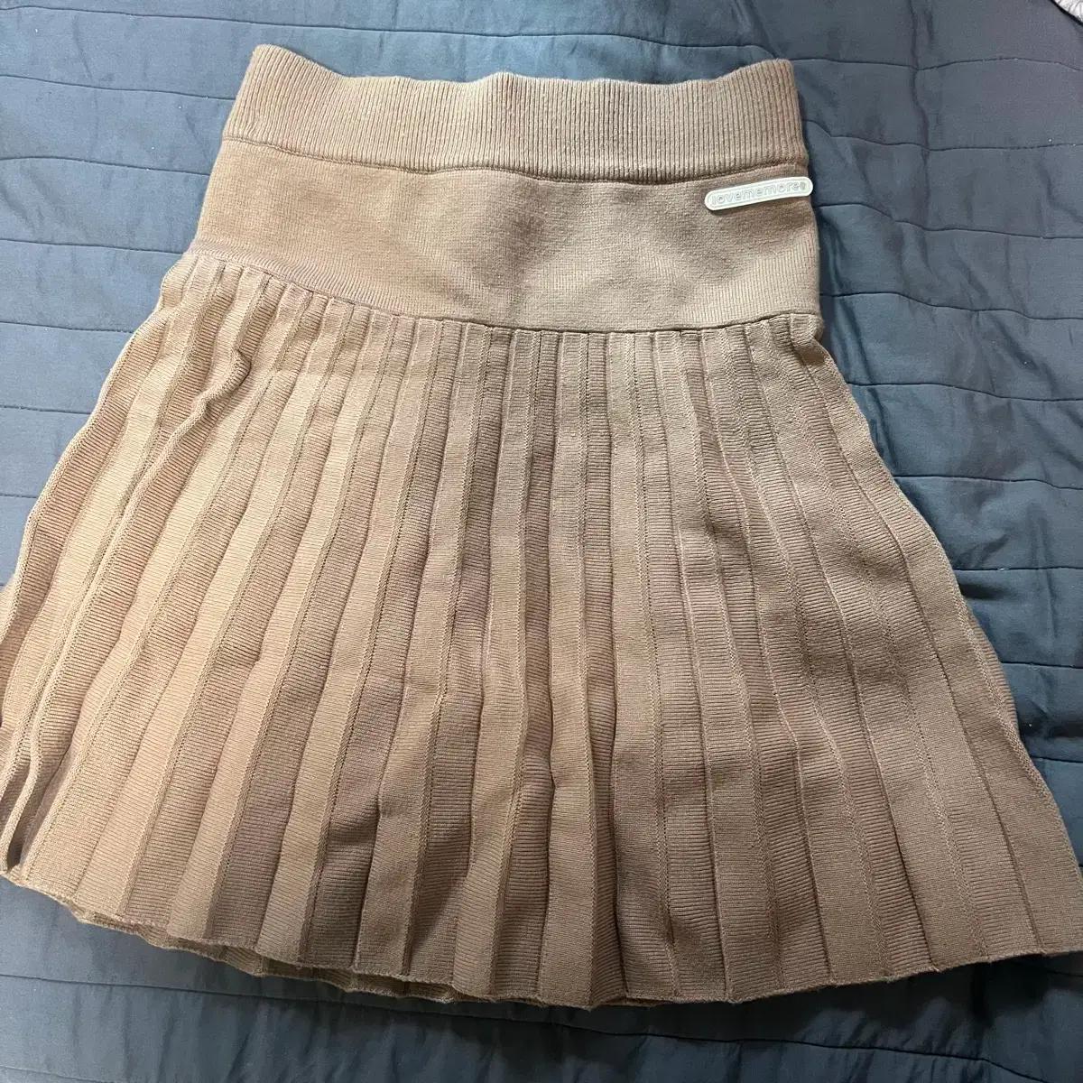 임블리 러브미모어 니트 플리츠 골프 미니스커트