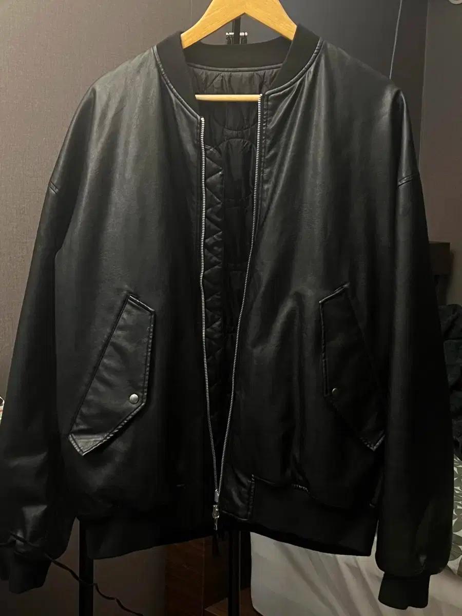 Birthdaysuit 리버시블 ma-1 L사이즈