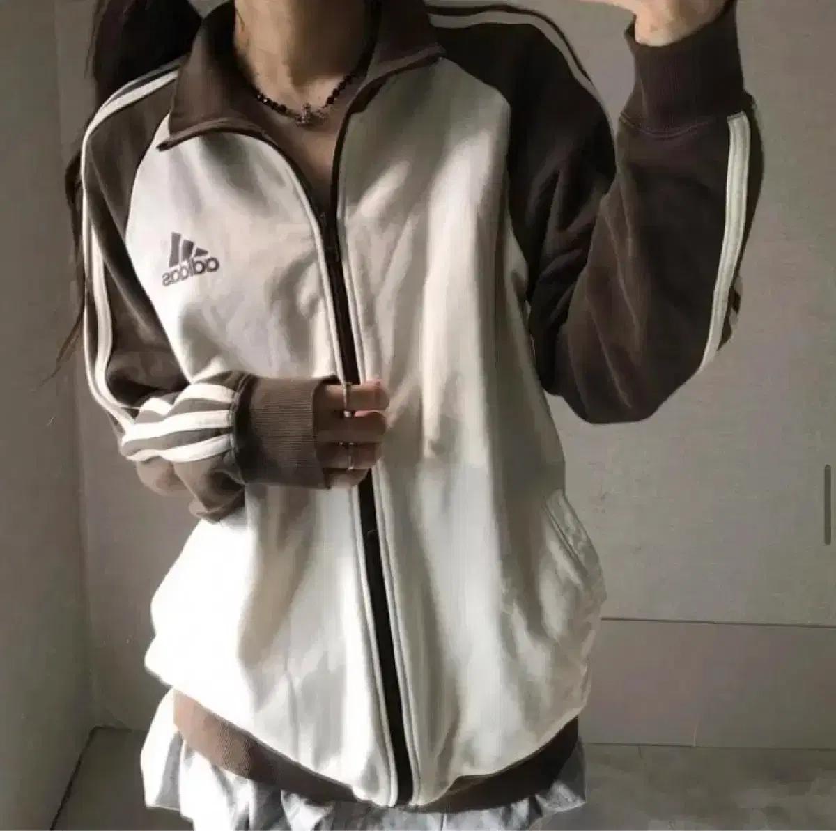 일본판 아디다스 초코 져지